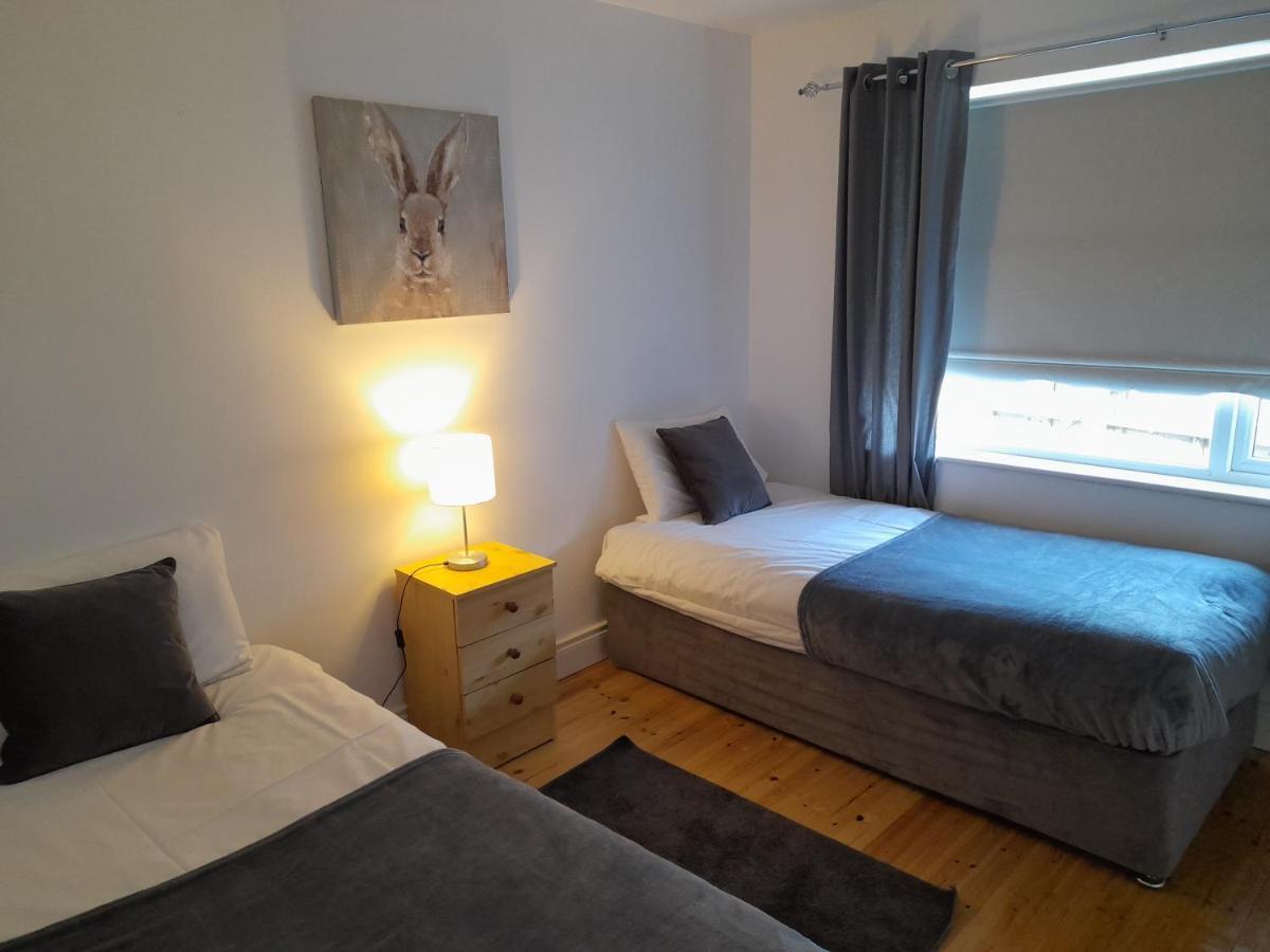 Delphi Cottage Ashbourne Bagian luar foto