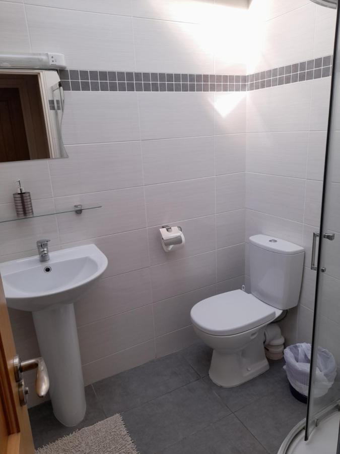 Delphi Cottage Ashbourne Bagian luar foto