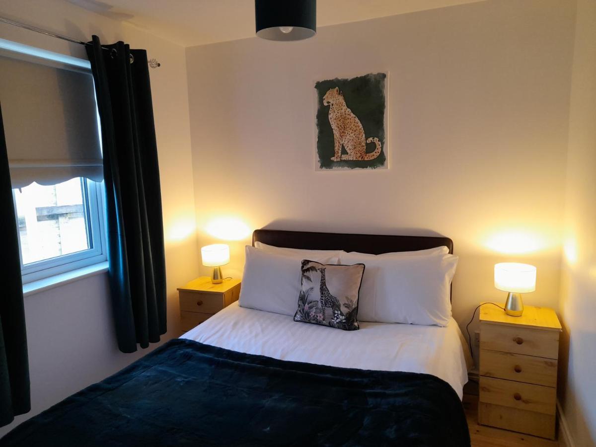 Delphi Cottage Ashbourne Bagian luar foto