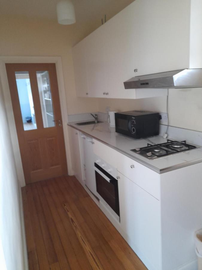 Delphi Cottage Ashbourne Bagian luar foto